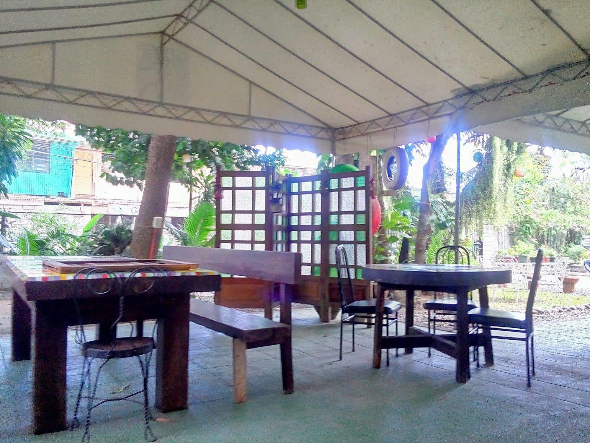 Casa Munda Bed & Breakfast Davao Exterior photo