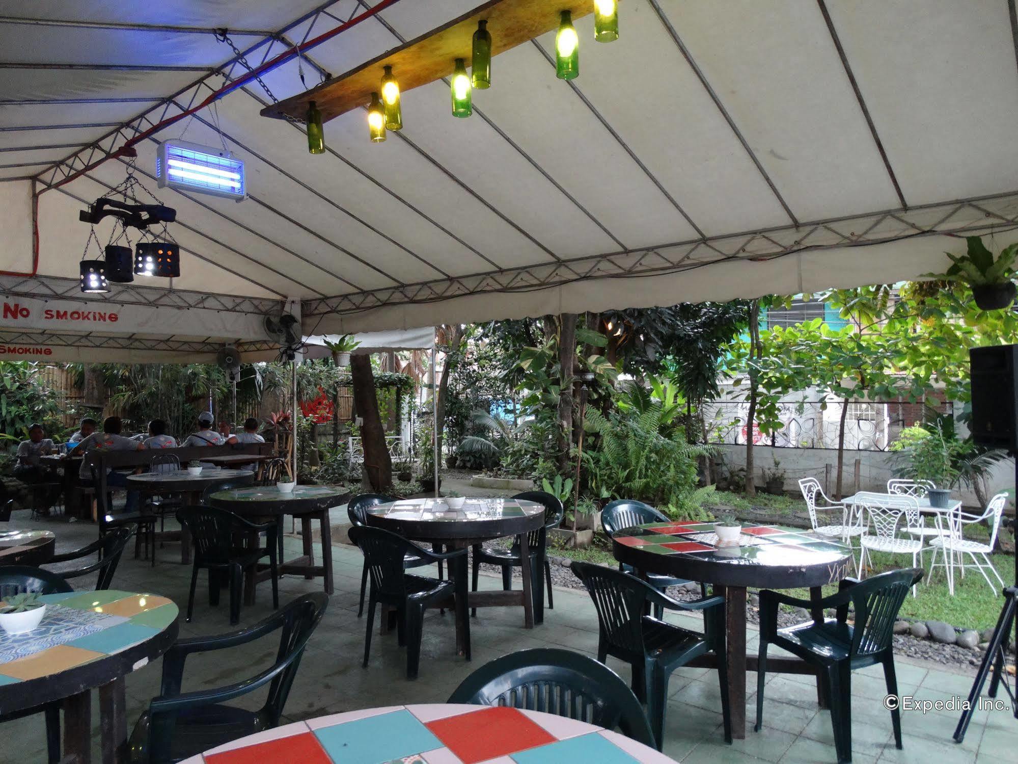 Casa Munda Bed & Breakfast Davao Exterior photo