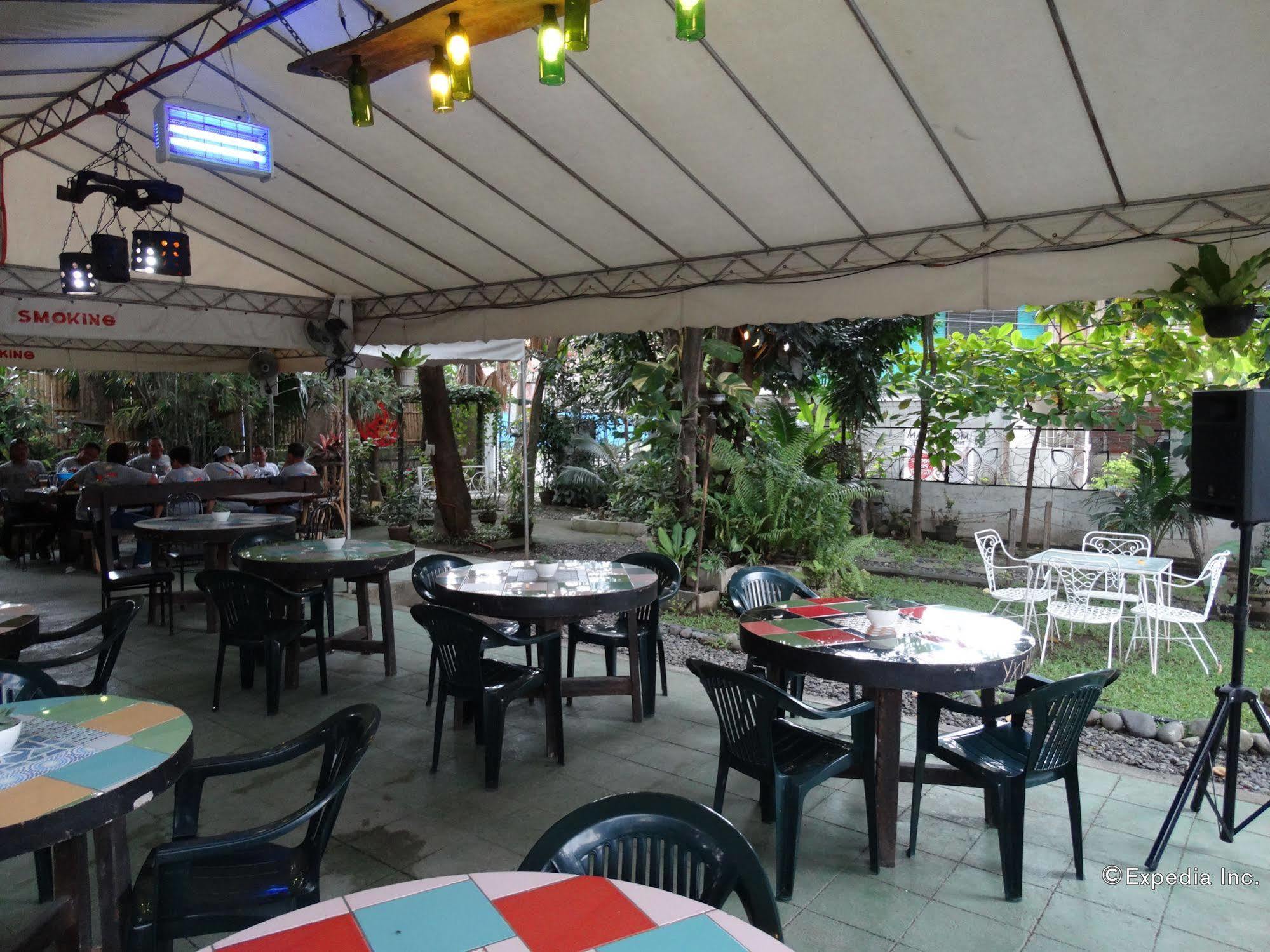 Casa Munda Bed & Breakfast Davao Exterior photo